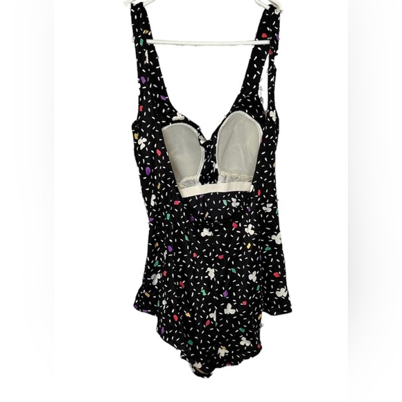 Maxine of Hollywood Vintage Swimsuit - Picture 3 of 8